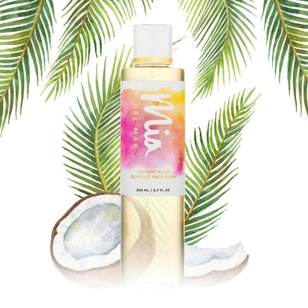 The Complete Mia Experience includes Overnight Miracle Glow Night cream, instant bliss glycolic face wash, Marvelous Silicone-Free primer, Contour highlight kit, flamingoals blush palette & 1 eyeshadow palette (cafecito, noverela, life is a fiesta) 