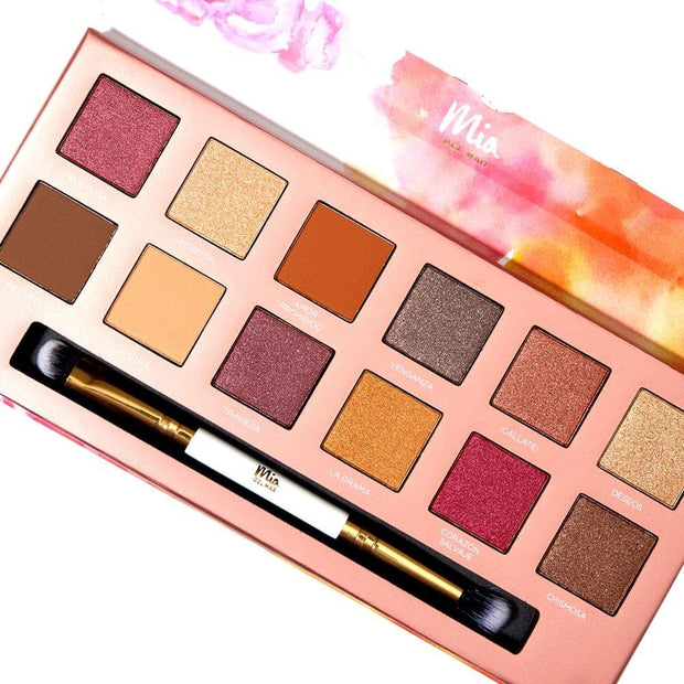 Novelera Eyeshadow Palette + Dual Ended Brush